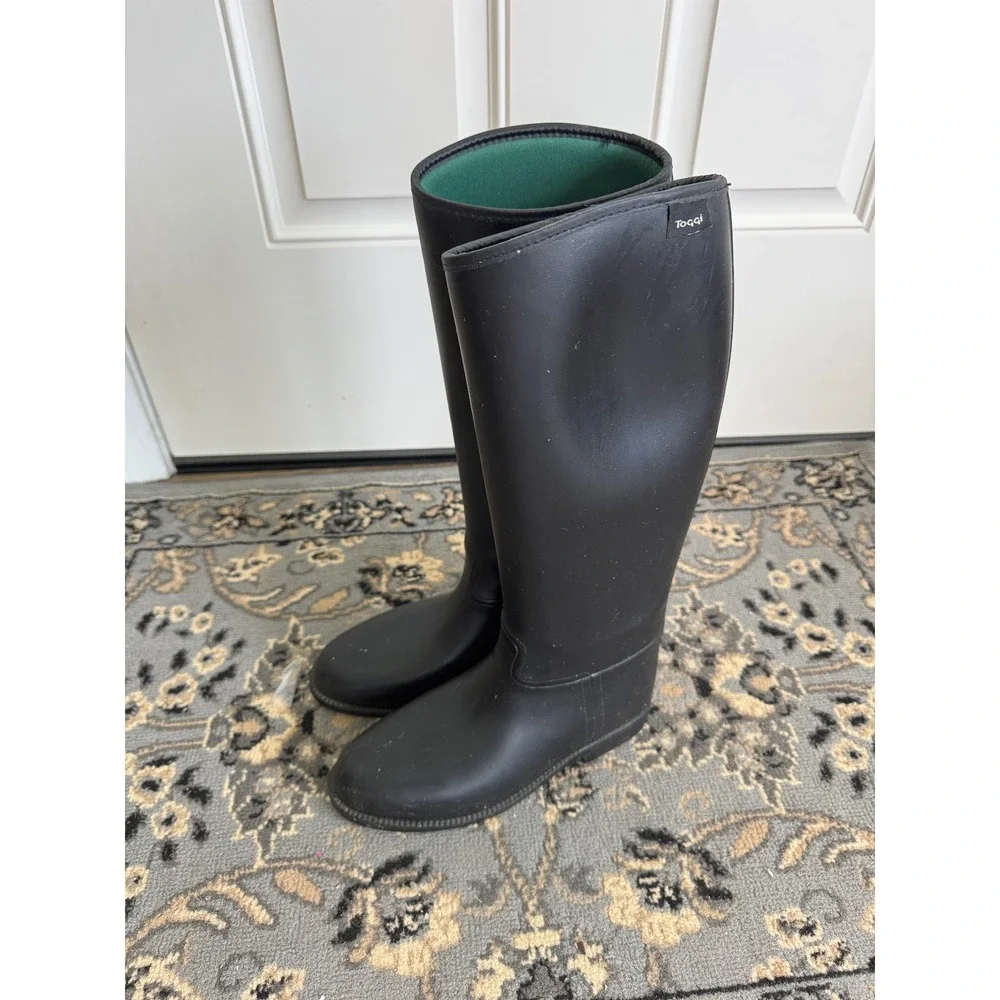 Toggi Black Rubber Equestrian Riding Boots Women 6 6.5 Tall Waterproof Boots